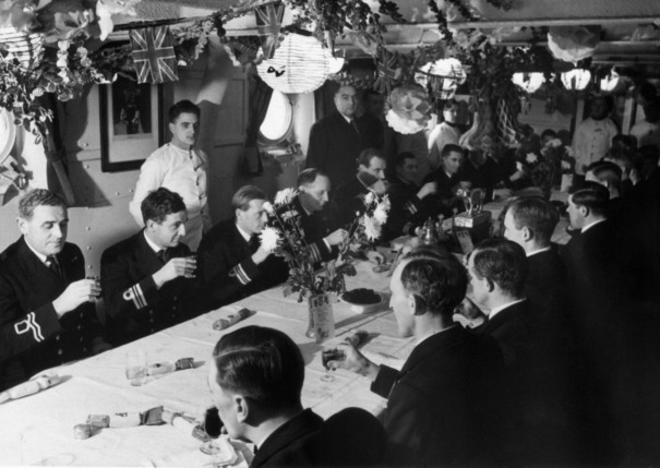 Χριστούγεννα γεύμα σε βρετανικό θωρηκτό (1942)