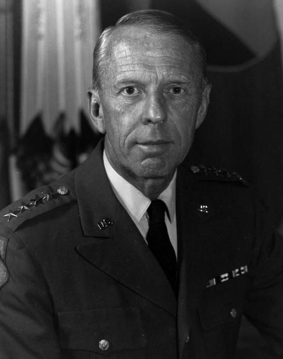 Ο Στρατηγός Ντιπιού (1919-1992).